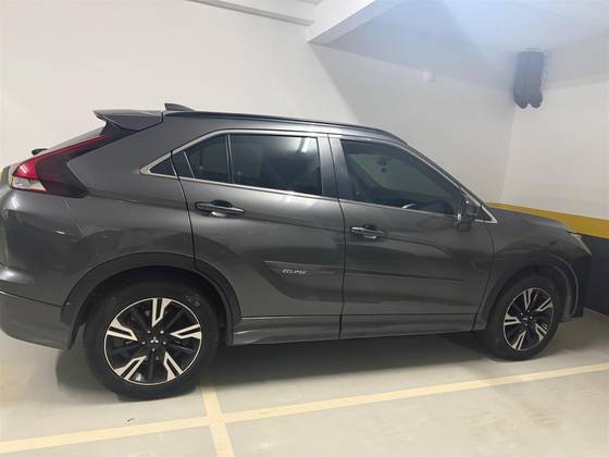 MITSUBISHI ECLIPSE CROSS 1.5 MIVEC TURBO GASOLINA HPE CVT MITSUBISHI ECLIPSE CROSS 1.5 MIVEC TURBO GASOLINA HPE CVT